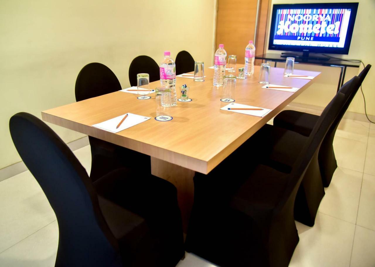 Noorya Business & Banquet Hotel Pimpri-Chinchwad Exterior photo