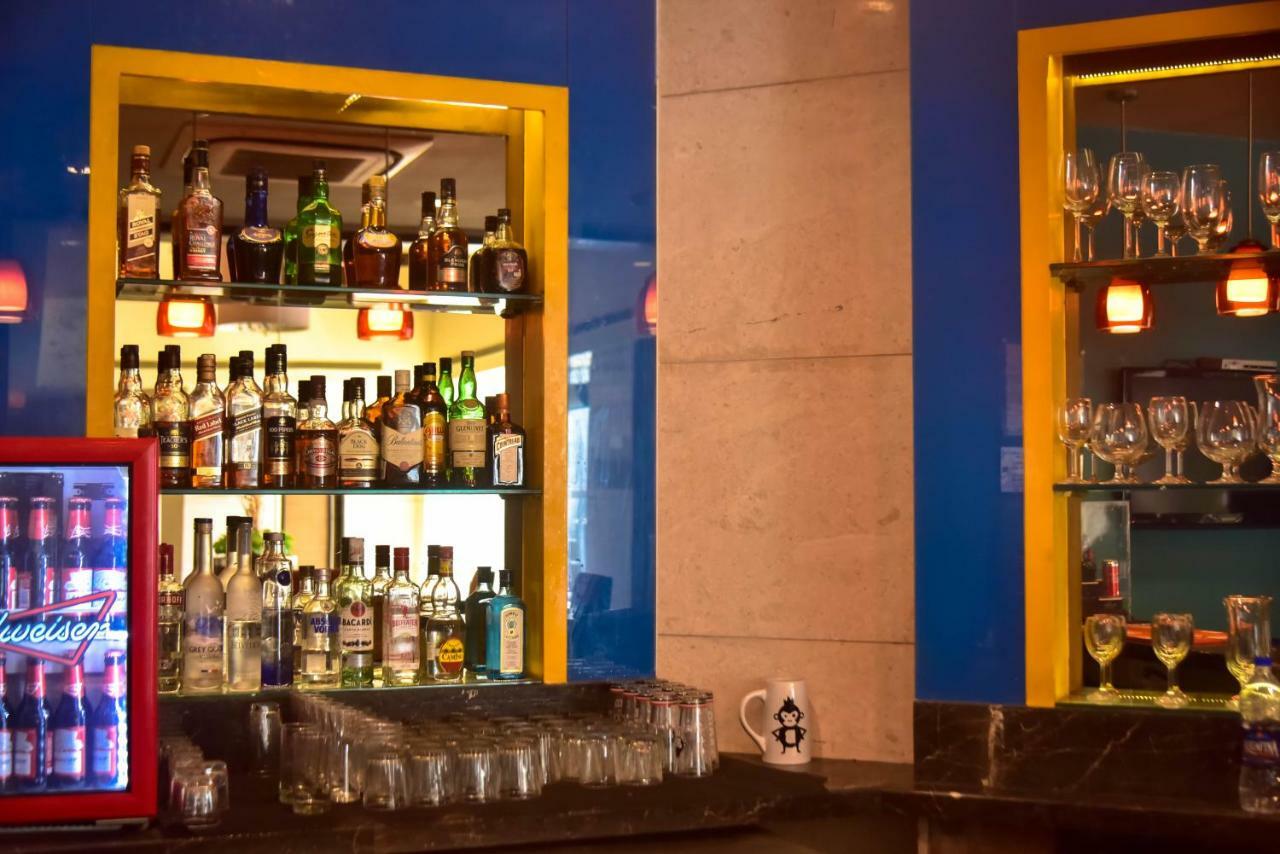 Noorya Business & Banquet Hotel Pimpri-Chinchwad Exterior photo